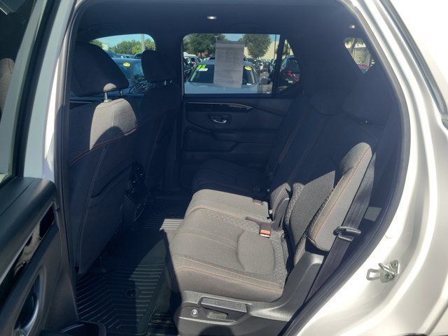 Used 2023 Honda Pilot Sport image 12