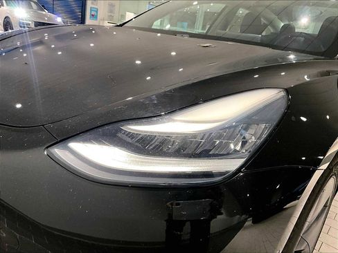 Used 2019 Tesla Model 3 Mid Range image 15