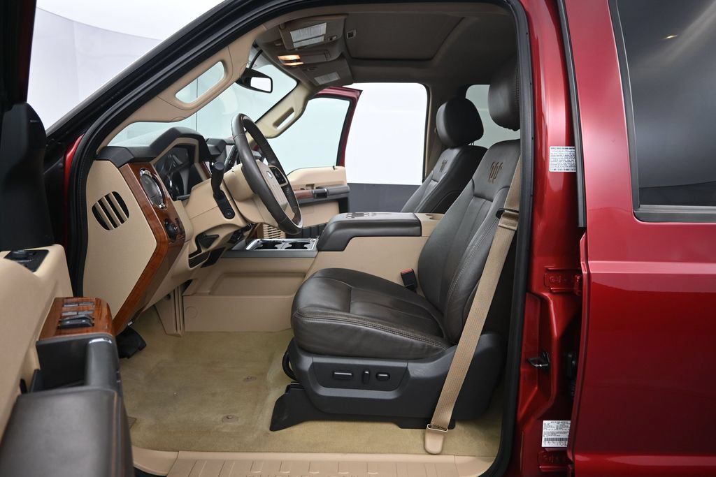 Used 2016 Ford F350 King Ranch w/ FX4 Off-Road Package AWD/4WD image 5