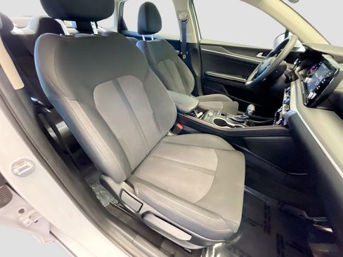 Used 2022 Kia K5 LXS image 18