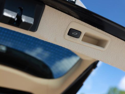 Used 2010 Lexus RX 350 2WD image 25