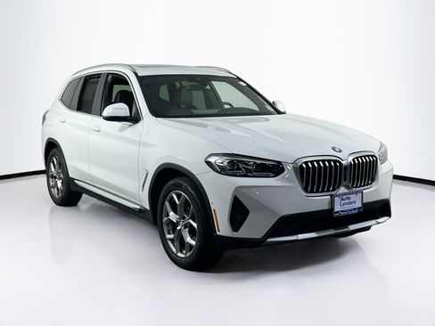 Used 2024 BMW X3 xDrive30i w/ Premium Package w/ZPA image 3