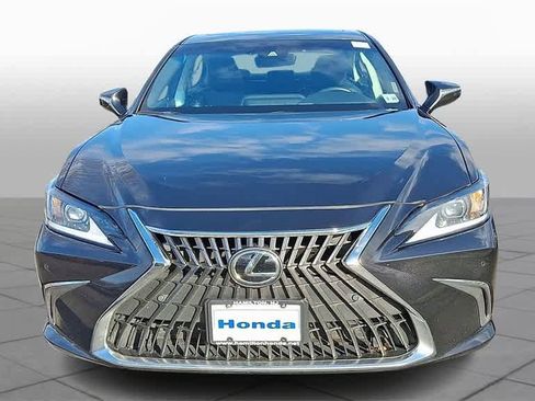 Used 2023 Lexus ES 300h w/ Premium Package image 3