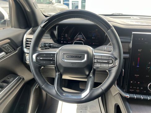 Used 2024 GMC Acadia Denali w/ Super Cruise Package AWD/4WD image 22