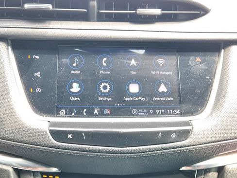 Used 2022 Cadillac XT5 Premium Luxury w/ Technology Package FWD image 11