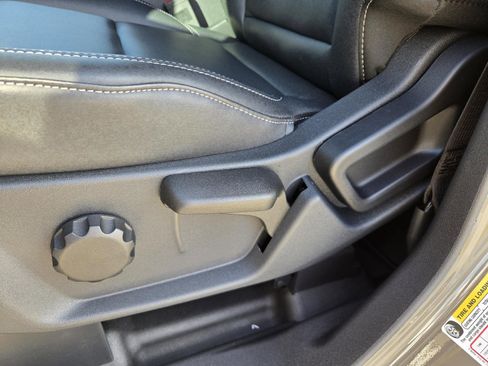 New 2025 Ford Bronco Badlands image 24