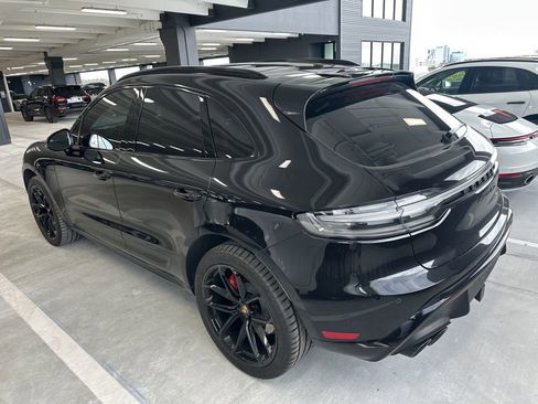 Certified 2023 Porsche Macan GTS AWD/4WD image 2