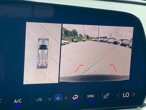 New 2026 Chevrolet Traverse LT w/ Midnight/Sport Edition image 18