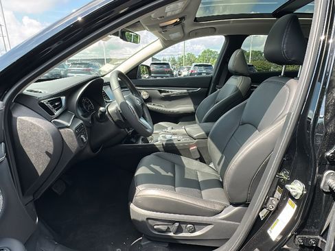 New 2025 INFINITI QX50 Luxe image 7
