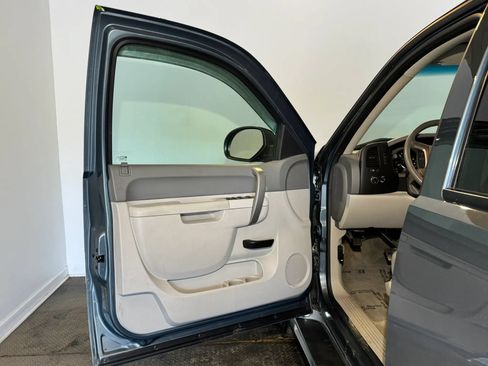 Used 2013 Chevrolet Silverado 1500 LT w/ All-Star Edition RWD image 7