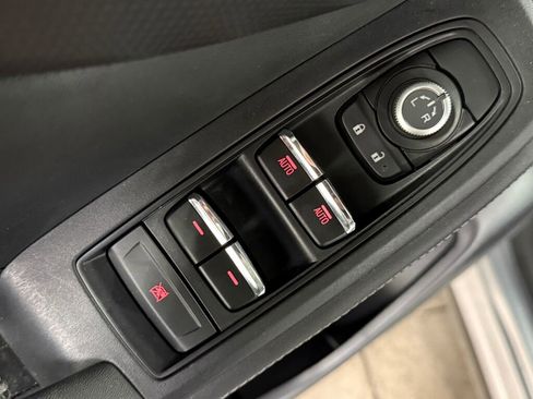 Certified 2023 Subaru Forester Limited image 24