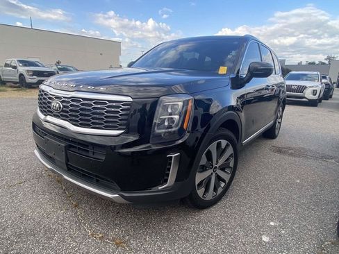 Used 2021 Kia Telluride EX w/ EX Premium Package AWD/4WD image 3