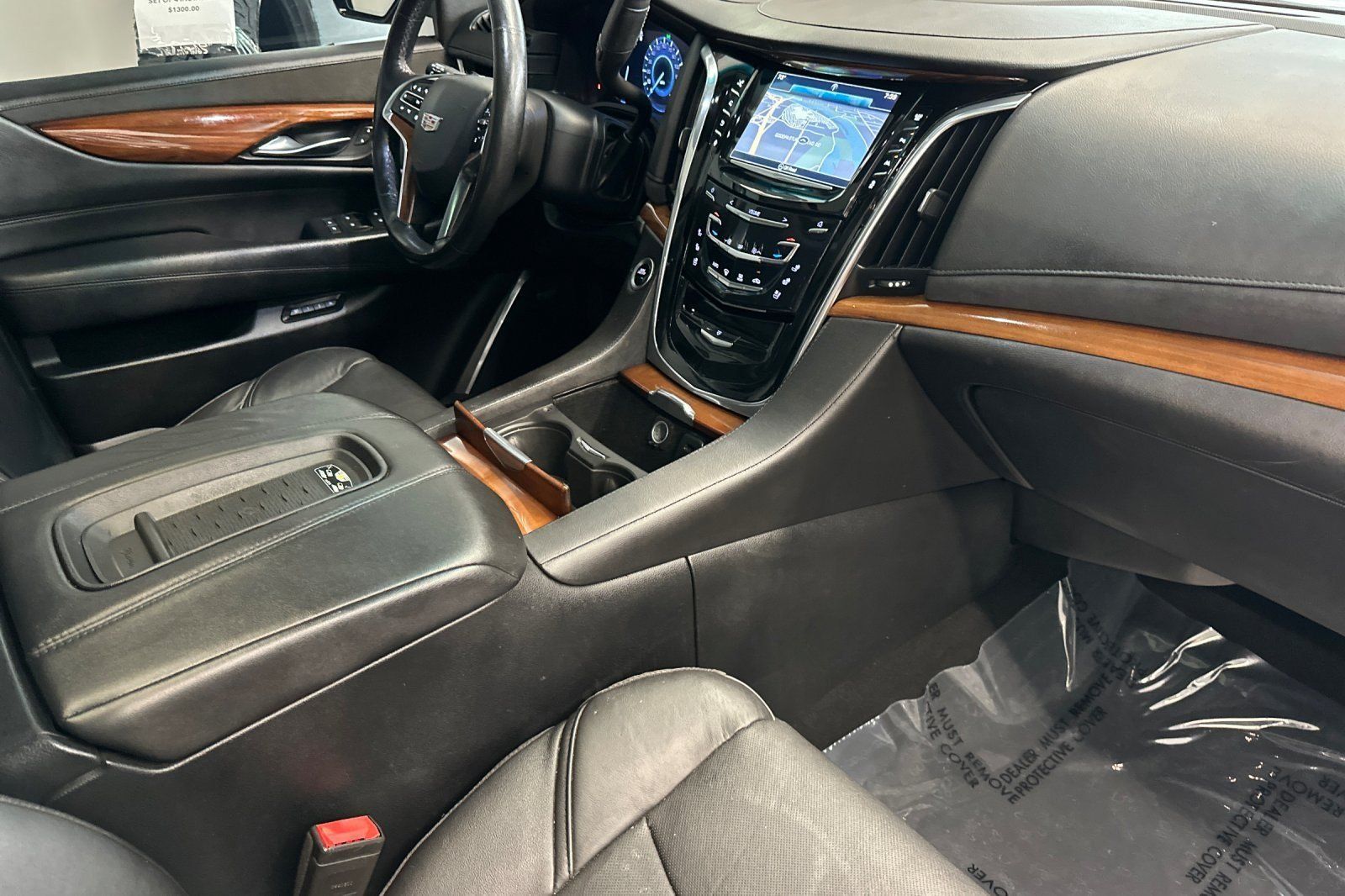 Used 2016 Cadillac Escalade Premium RWD image 20