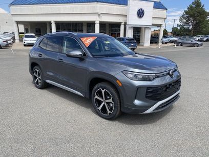 New 2026 Volkswagen Tiguan SE