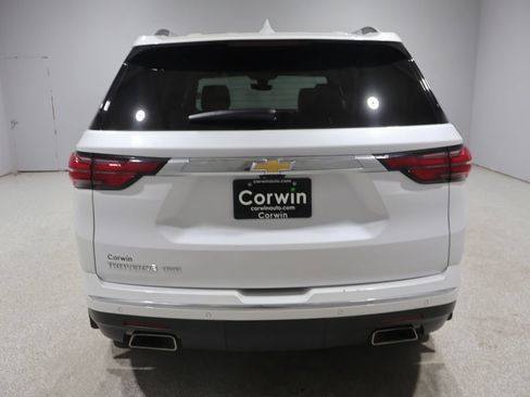 Used 2023 Chevrolet Traverse High Country AWD/4WD image 3