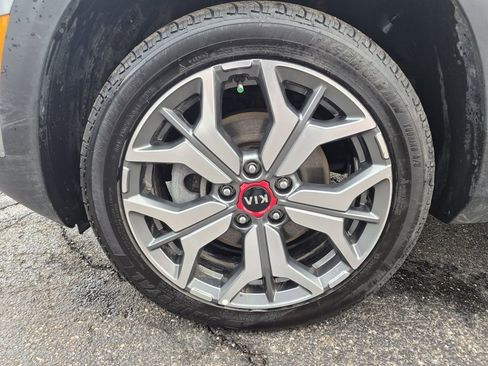 Used 2021 Kia Seltos SX image 28