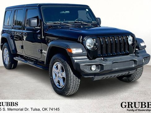 Used 2018 Jeep Wrangler Unlimited Sport S image 1