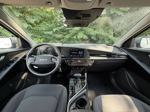 Used 2026 Kia Niro LX FWD image 31