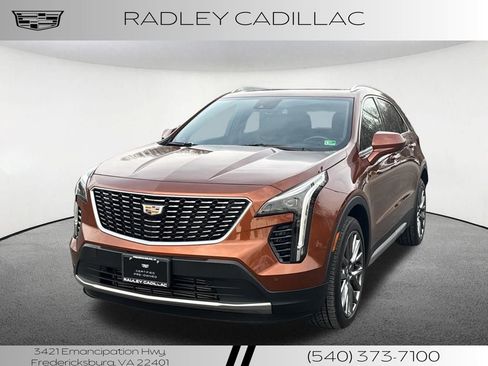 Used 2019 Cadillac XT4 Premium Luxury image 1