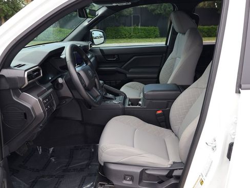 Certified 2025 Toyota Tacoma SR5 image 14