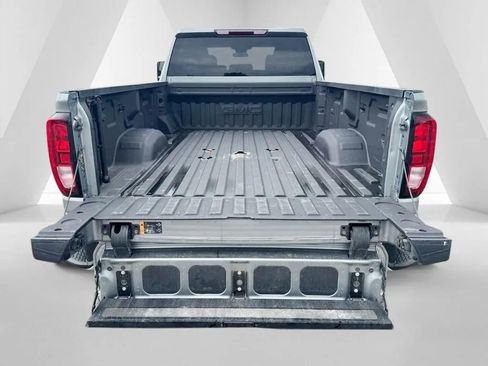 Used 2024 GMC Sierra 3500 SLE w/ SLE Value Package AWD/4WD image 31