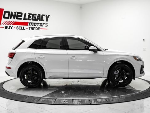 Used 2025 Audi Q5 2.0T Premium Plus AWD/4WD image 8