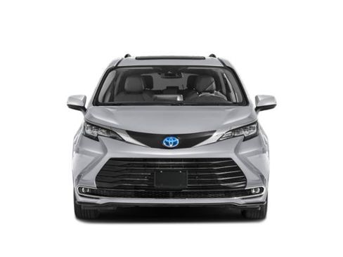 Used 2021 Toyota Sienna XLE AWD/4WD image 4