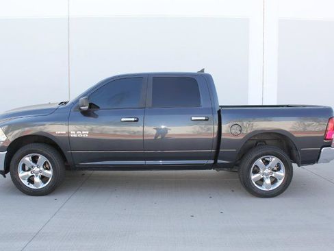 Used 2018 RAM 1500 Big Horn RWD image 8