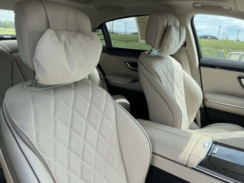 Certified 2025 Mercedes-Benz S 580 4MATIC Sedan image 35