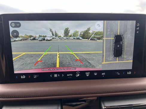Certified 2025 Lincoln Aviator Reserve w/ Luxury Package RWD image 30