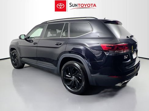 Used 2022 Volkswagen Atlas SE w/ Panoramic Sunroof Package image 6