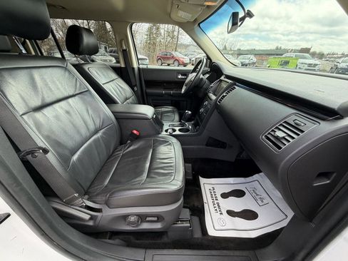 Used 2017 Ford Flex SEL w/ Equipment Group 202A image 30