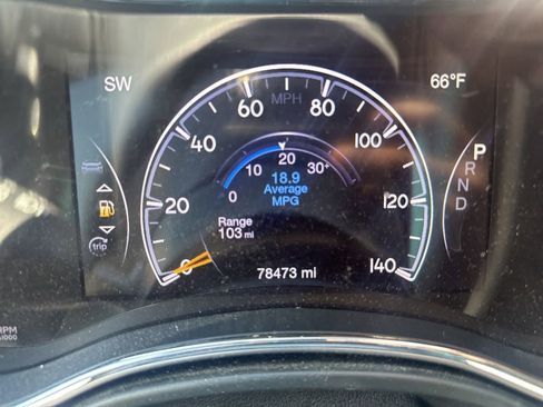 Used 2020 Jeep Grand Cherokee Overland AWD/4WD image 10