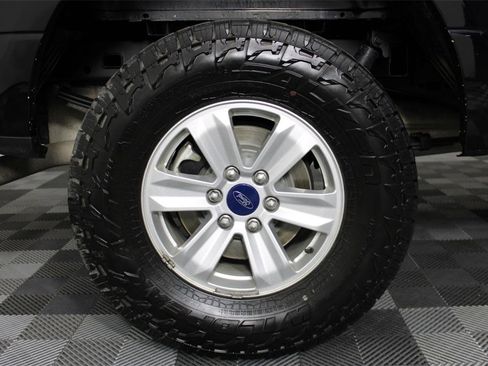 Used 2020 Ford F150 XLT image 12