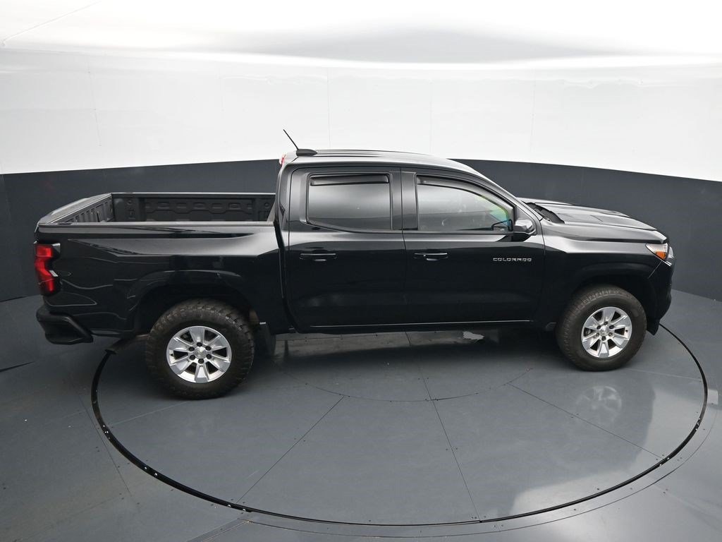 Used 2024 Chevrolet Colorado LT w/ LT Convenience Package RWD image 15