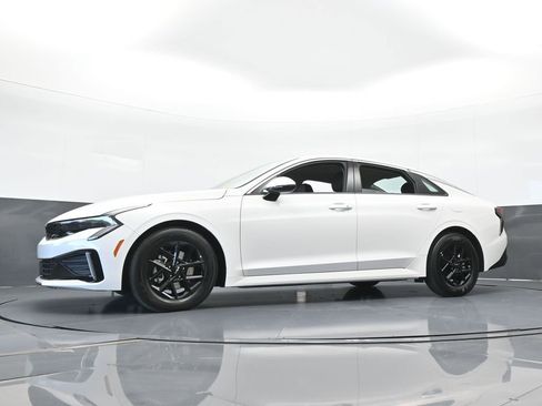 New 2025 Kia K5 LXS FWD image 50