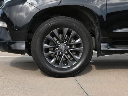 Used 2023 Lexus GX 460 Premium w/ Premium Package AWD/4WD image 30