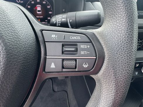 Certified 2023 Honda Accord EX image 12