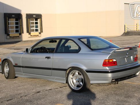 Used 1995 BMW M3 Coupe image 8