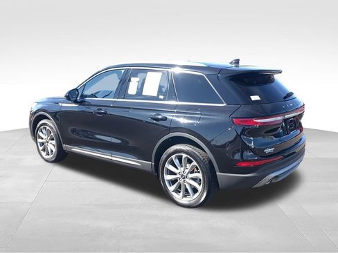 Used 2022 Lincoln Corsair AWD w/ Premium Package image 6