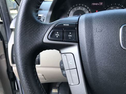 Used 2012 Honda Odyssey EX-L image 22
