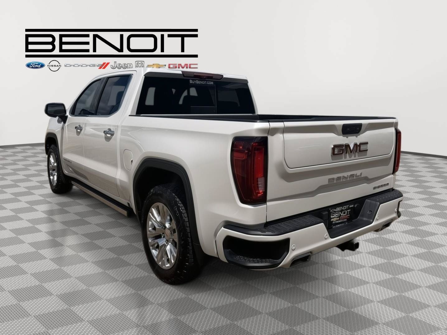 Used 2024 GMC Sierra 1500 Denali w/ Denali Reserve Package AWD/4WD image 5