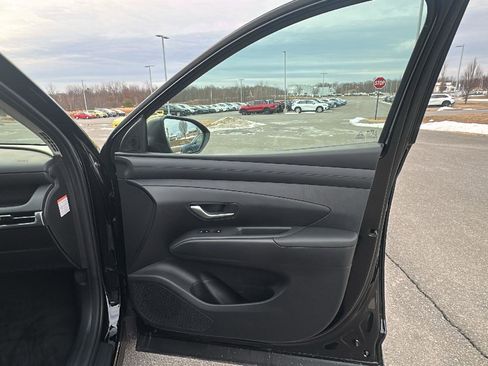 New 2025 Hyundai Tucson SEL image 16