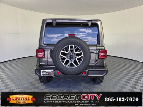 New 2025 Jeep Wrangler Unlimited Sahara image 6