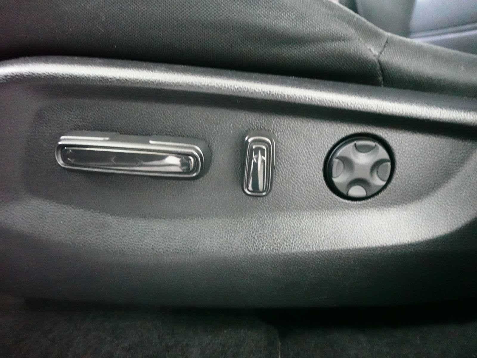 Used 2021 Honda CR-V EX image 14