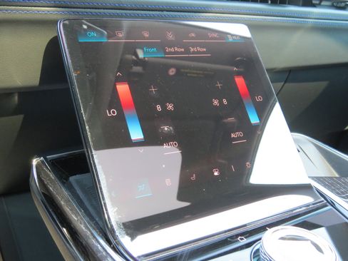 New 2025 Cadillac Escalade IQ Sport 1 w/ LPO, ONYX Package image 27