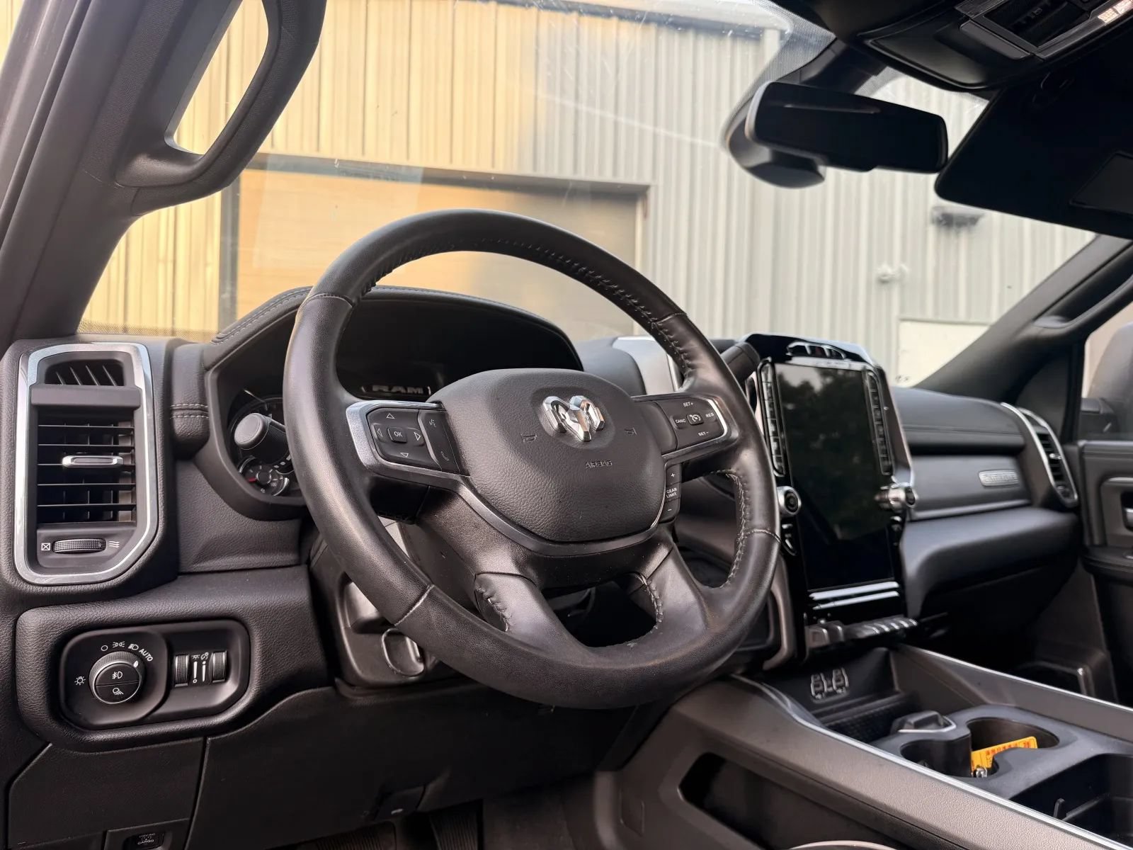 Used 2024 RAM 2500 Laramie w/ Night Edition AWD/4WD image 7