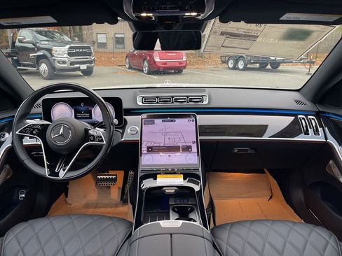 New 2026 Mercedes-Benz S 580 4MATIC Sedan image 8