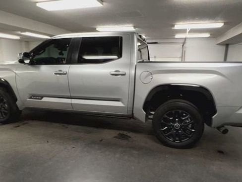Used 2024 Toyota Tundra Platinum image 6