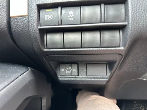 Used 2024 Toyota Tacoma TRD Off-Road AWD/4WD image 41